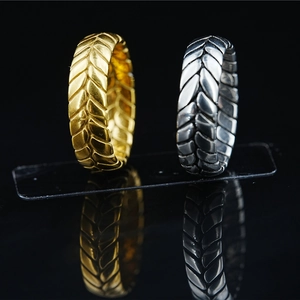 Retro Stainless Steel Wheat Pattern Ring For Men Women Vintage Tire Texture Braided Band Ring Gold Silver Jewelry Gift
