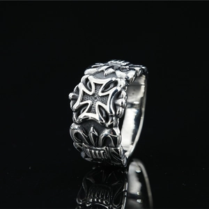 Men's retro hollow cross ring in vintage silver finish with gothic engraved details