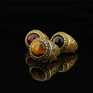 Vintage Baroque Gold Plated Titanium Steel Tiger Eye Faux Ruby Onyx Rhinestone Inlaid Band Ring For Men Women Jewelry