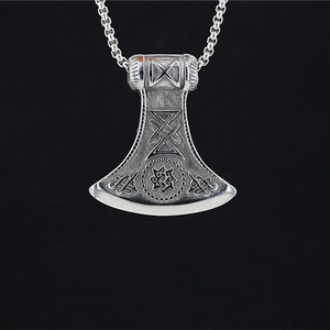 Vintage Wikinger Axt Anhänger Halskette Edelstahl Titanstahl Nordische Runen Graviert Retro Heavy Metal Schmuck Herren Damen