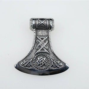 Nordische Wikinger-Axt Halskette aus Edelstahl für Herren mit Runendetails im Retro-Stil