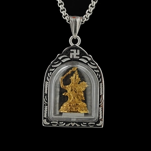 Hohler Titanstahl-Buddhismus-Anhänger mit goldener Gottheit-Statue und Box-Kette