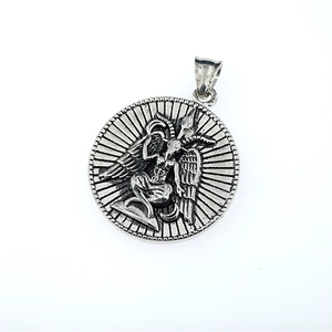 Retro fallen angel Baphomet round pendant necklace in vintage stainless steel style