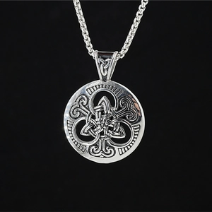 Viking Celtic Knot Pendant Necklace Vintage Titanium Steel Nordic Retro Hollow Round Clover Design For Men Jewelry Gift