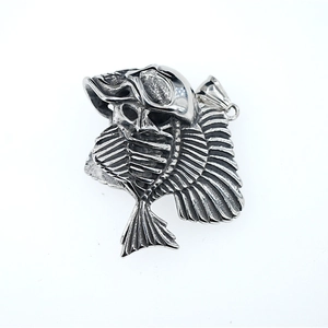 Vintage gothic fish skeleton skull pendant necklace in antique silver finish for men