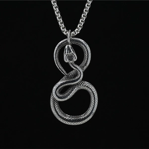 Collana con ciondolo a serpente 3D in stile punk retrò in argento vintage con catena a maglie