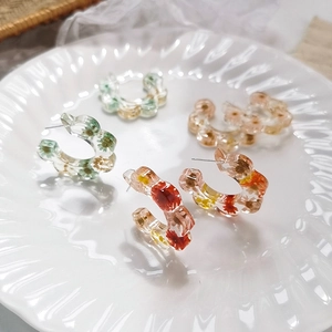 Vintage C-shaped resin earrings with colorful dried flowers in natural forest style