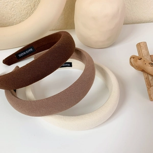 Set of 3 thick sponge headbands in khaki tones featuring high-quality cotton fabric