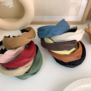 Vintage Einfarbig PU Leder Breitknoten Stirnband Für Damen Koreanischer Stil Gedrehtes Haarreifen Minimalistischer Haarschmuck