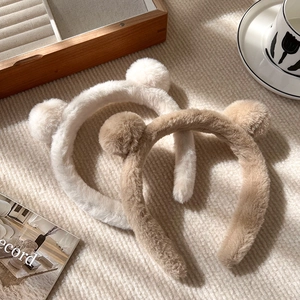Serre-têtes mignons avec oreilles d'ours en peluche beige et marron pour le soin