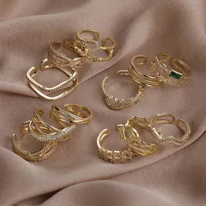 Anello Aperto in Rame a Doppio Strato Geometrico Vintage Micro Intarsio Strass Elegante Placcato Oro Anello Regolabile Gioielli Donna