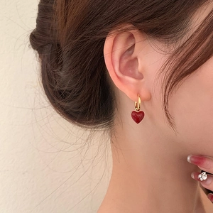 French Vintage Alloy Red Heart Drop Glaze Earrings For Women Gold Plated Enamel Heart Pendant Hoop Earrings Fashion Jewelry