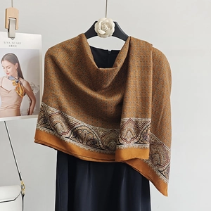 Women Vintage Paisley Totem Print Scarf Polyester Satin Shawl Soft Warm Pashmina For Travel Party Elegant Wrap