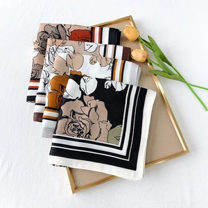 Lot de carrés de soie vintage imprimé rose pour femme, élégant foulard à fleurs