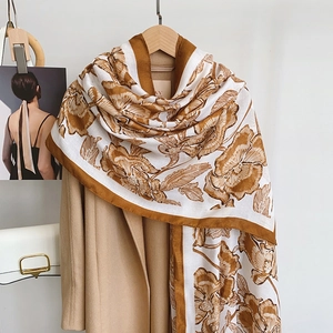 Elegant Women Vintage Floral Print Scarf Large Lightweight Polyester Shawl Fashion All-Match Warm Wrap For Autumn Winter