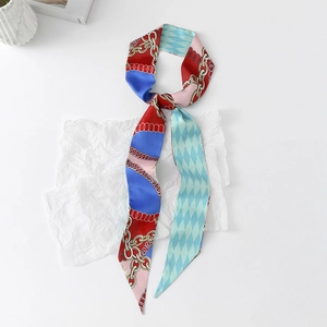 Detail of floral skinny scarf with chain pattern and diamond lattice in silk finish