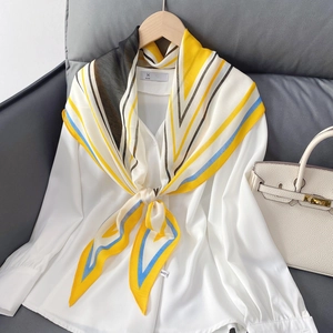 Women Geometric Stripe Diamond Scarf Lightweight Fashion Thin Polyester Satin Like Neckerchief Versatile Decorative Wrap Scarf