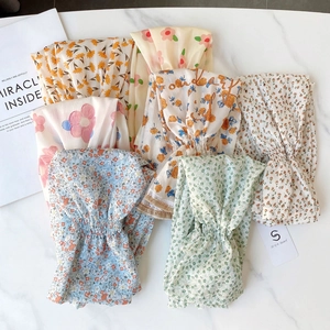 Floral chiffon sun protection arm sleeves with stylish flared cuffs and elegant patterns