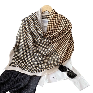 Écharpe élégante en coton et lin avec motifs géométriques à pois marron et bleu