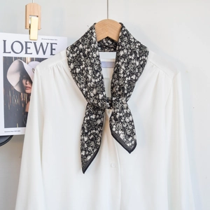 Elegant Floral Print Polyester Square Scarf For Women Retro Small Neck Scarf Fashion Head Wrap Professional Flight Attendant Scarf