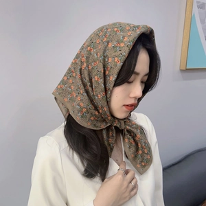 Vintage Floral Print Square Scarf French Style Satin Texture Bandana Headscarf Elegant Fashion Neck Scarf For Women