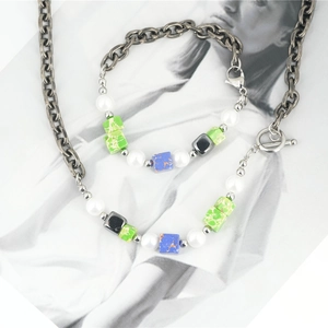 Ensemble de Bijoux Rétro Ethnique en Acier Titane Grosse Chaîne Künstliche Perle Artificielle Collier Bracelet Künstliche Perles Carrées Marbrées