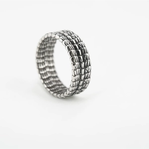 Punk style dragon scale textured ring in vintage silver titanium steel for men