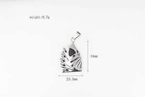 Detail of playing card pendant showing dimensions 34mm by 23.5mm and weight 9.7g