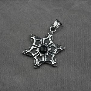 Pendentif étoile hexagramme gothique en acier vintage avec pierre noire centrale