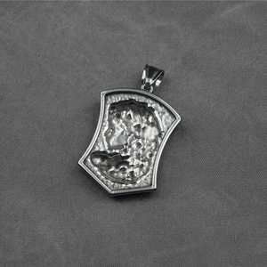 Collana con ciondolo Medusa in acciaio inossidabile retrò e cornice esagonale stile punk