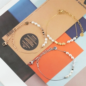 Bracelet Minimaliste en Acier Inoxydable Cœur Künstliche Perle Pour Femme Chaîne Ajustable Bijoux Élégants Ne Se Décolore Pas