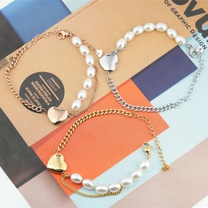 Bracelet en Acier Inoxydable et Künstliche Perles Pour Femmes Pendentif Cœur Doux Chaîne Réglable Bijoux Accessoire de Main Mode