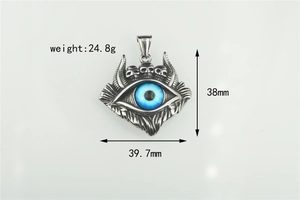 Détails du pendentif œil gothique affichant les dimensions 38x39,7mm et un poids de 24,8g