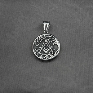 Retro Masonic compass and square emblem pendant necklace in vintage stainless steel