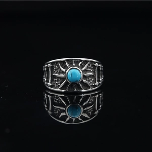 Vintage sun pattern ring with turquoise stone in retro silver finish and boho style