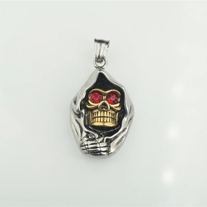 Pendentif crâne Viking punk gothique en acier bicolore avec yeux en gemmes rouges