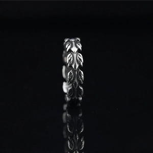 Bague punk vintage en acier inoxydable avec motif épi de blé et finition argent vieilli