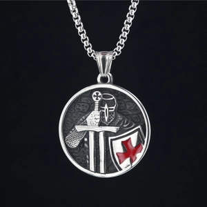 Vintage Titanium Steel Templar Knight Pendant Necklace Men Hip Hop Medieval Red Cross Shield Relief Inscription Necklace Jewelry