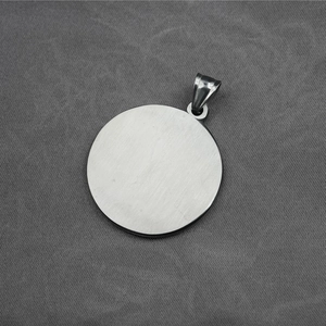 Brushed titanium steel round pendant with red cross inlay for men's hip hop style