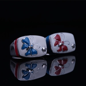 Bague en Acier au Titane Émail Papillon Style Chinois Vintage Étoile Colorée Bijoux de Doigt en Acier Inoxydable Homme Femme