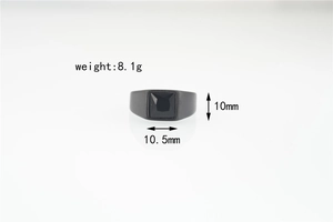 Detailed macro view of 10mm black gemstone ring with 8.1g weight and matte finish