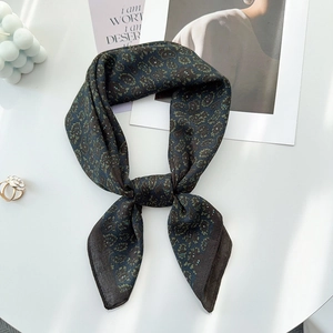 Vintage Paisley Printed Satin Feel Square Scarf Polyester Neck Scarf Floral Pattern Small Bandana For Women Fashion Accessories