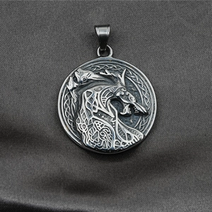 Wikinger Wolfskopf-Anhänger Halskette aus Vintage-Silberstahl mit keltischem Knoten