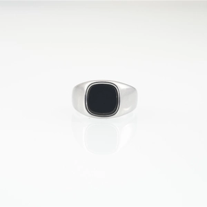 Bague vintage pour homme en acier inoxydable argenté avec pierre carrée noire