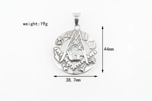 Détail du pendentif Franc-maçon avec symbole G, 38,7 mm de diamètre et poids de 19g