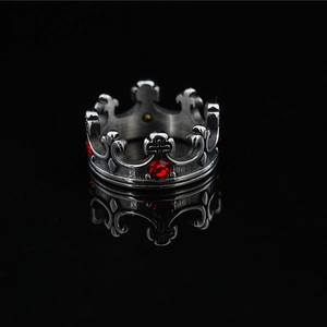 Anello a corona gotico in acciaio inossidabile argento con pietre rosse e croce