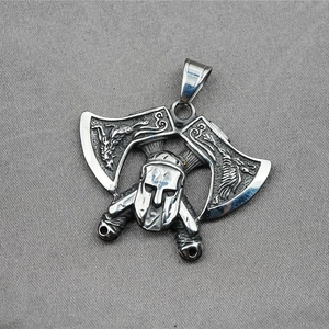Pendentif casque de guerrier viking avec doubles haches de dragon en acier vintage