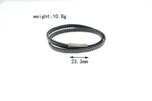 Detailed view of 10.8g black woven leather bracelet with 23.3mm magnetic buckle