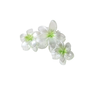 Pince à cheveux fleur de frangipanier 9cm nacrée avec dégradé vert pour l'été