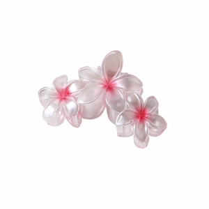 Lot de trois pinces à cheveux fleur de frangipanier nacrées 9cm pour coiffures d'été